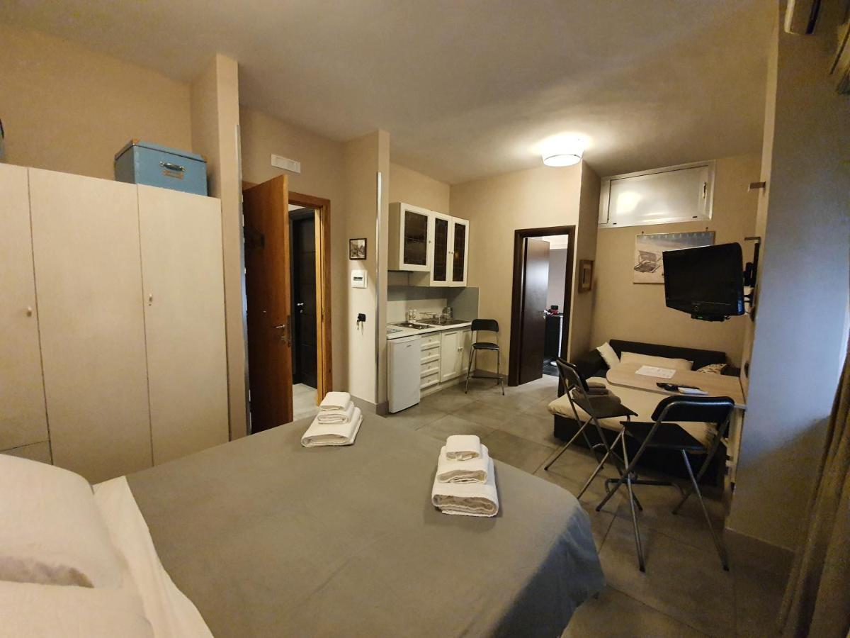 Two Sisters Suites Napoli Dış mekan fotoğraf