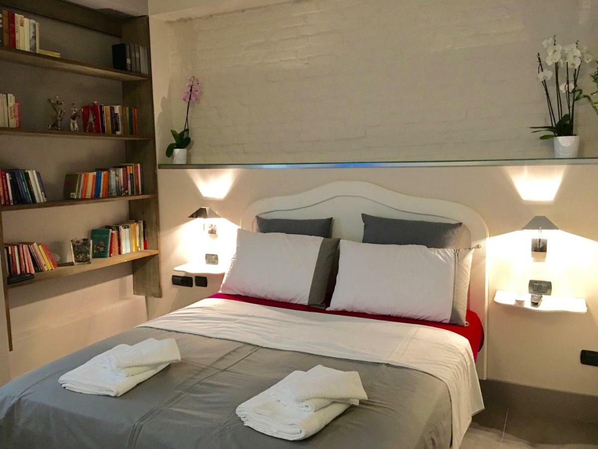 Two Sisters Suites Napoli Dış mekan fotoğraf